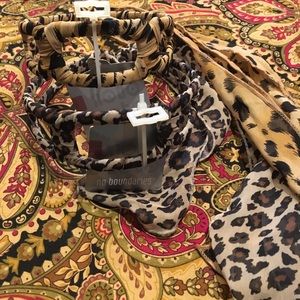 2 Headbands Leopard Tie on